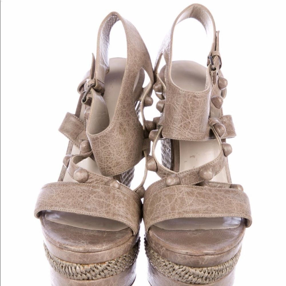 Balancing a Leather Wedge Sandal - Picture 3 of 6